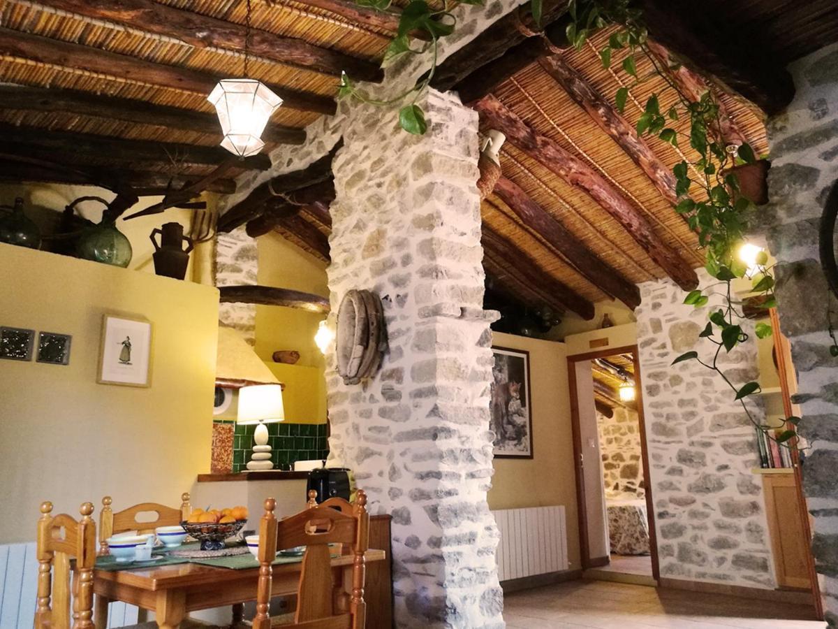 Aparthotel Buhardilla Rustica En La Vall De Gallinera à Patró Extérieur photo